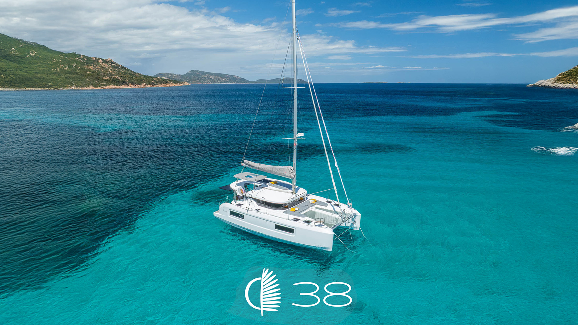 The new Lagoon 38 invites you to discover the world!